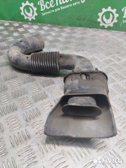 Патрубок воздушный Renault Logan 2 New