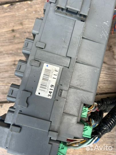 Блок предохранителей Honda Civic 4D 1.8 2006