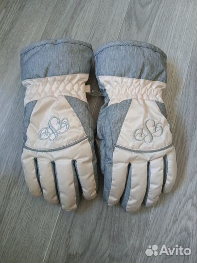 Шапка со студом, перчатки