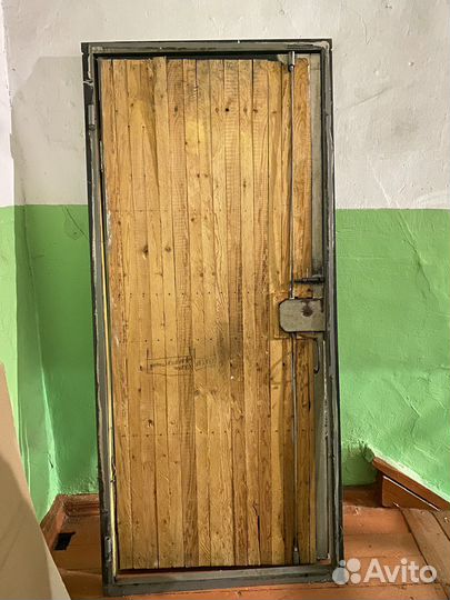 Дверь входная металлическая