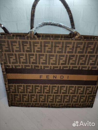 Cумка женская fendi новая