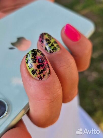 Мастер маникюра и педикюра