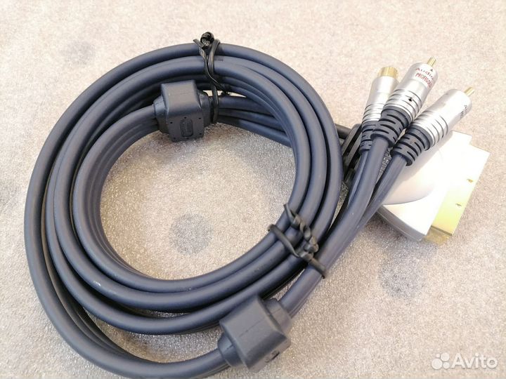 Кабель scart - RCA