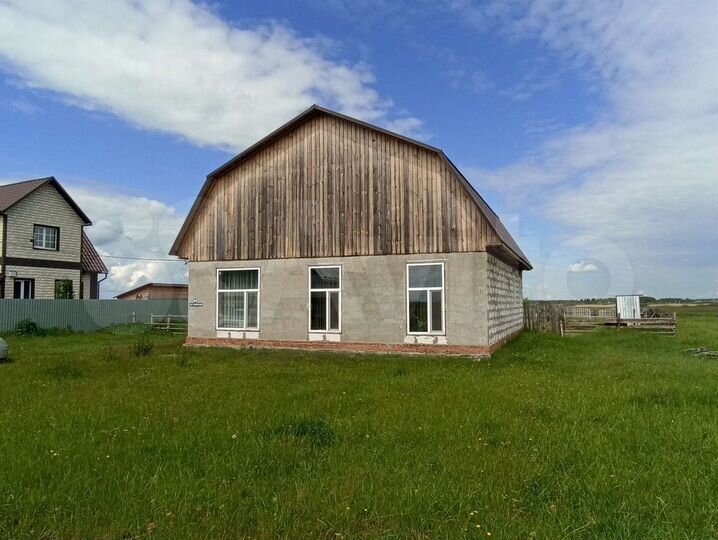 Дом 100 м² на участке 12 сот.