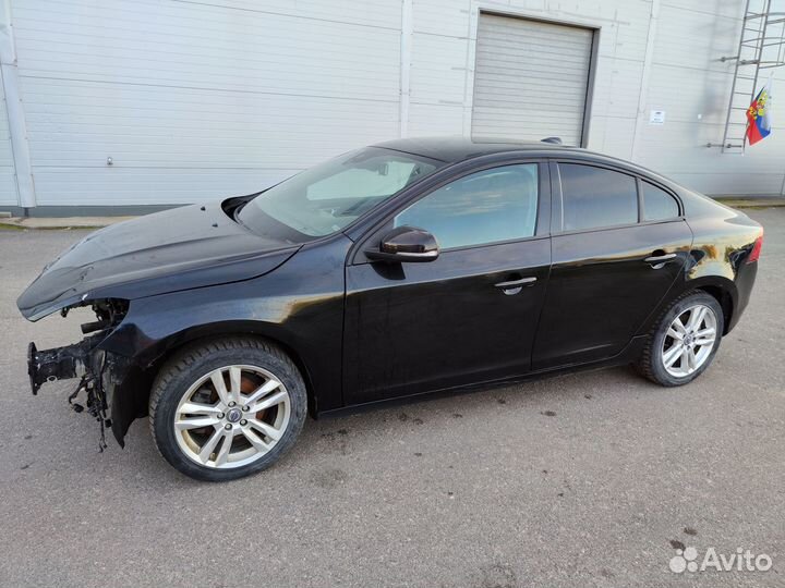 Volvo S60 1.6 AT, 2012, битый, 60 317 км