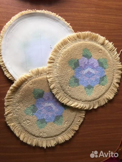 На табурет,новые