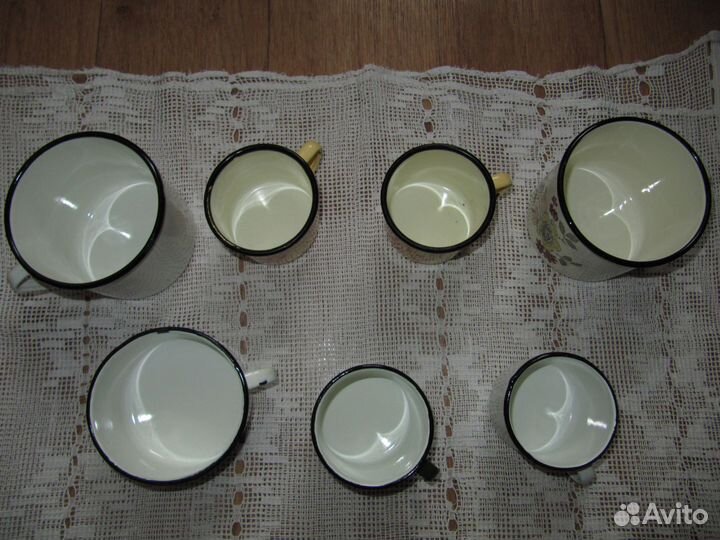 Эмалированные кружки, тазы, блюда СССР