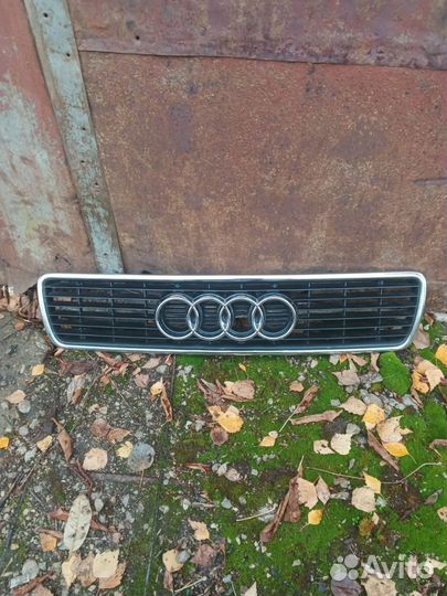 Решетка радиатора audi a4