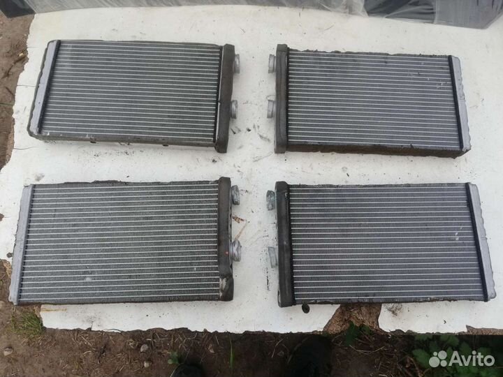 Радиатор печки Митсубиси Лансер 10