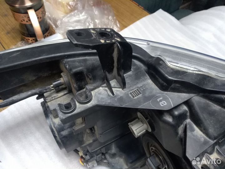 Фара левая Patrol (Y62) 2010