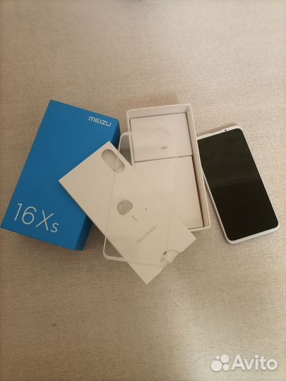 Телефон meizu 16Xs