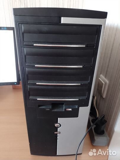 Монитор для компьютера