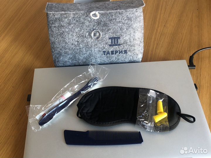 Набор для путешествий с зубными щетками и берушами