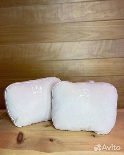 Нежная подушка с ароматом лаванды