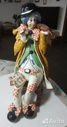 Фарфоровые статуэтки