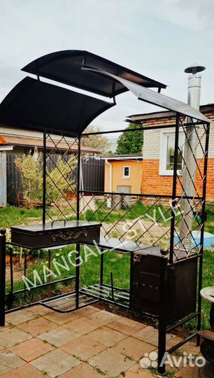 Мангал с крышей