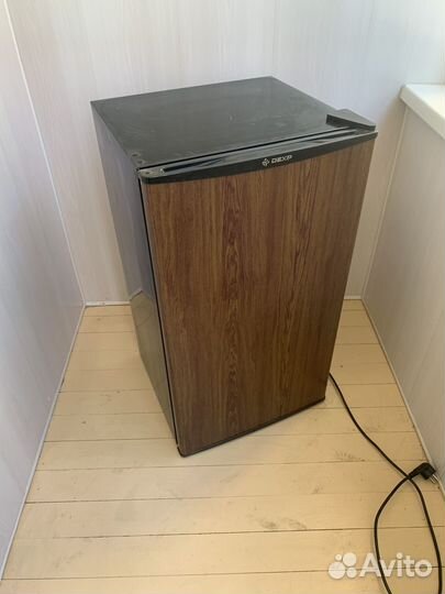 Холодильник на запчасти бу маленький