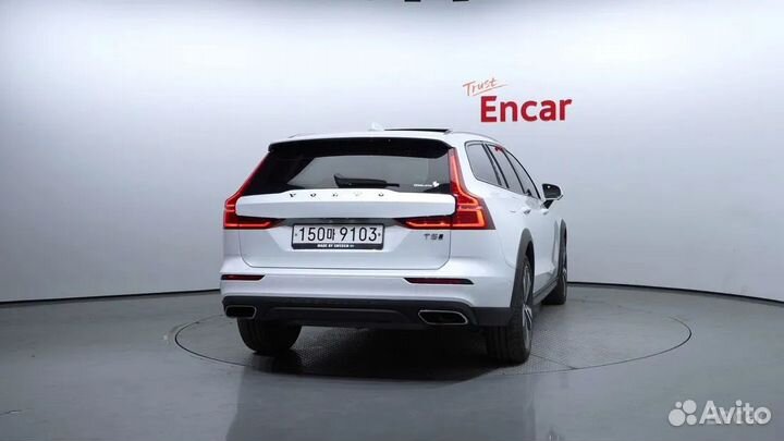 Volvo V60 Cross Country 2.0 AT, 2020, 33 000 км