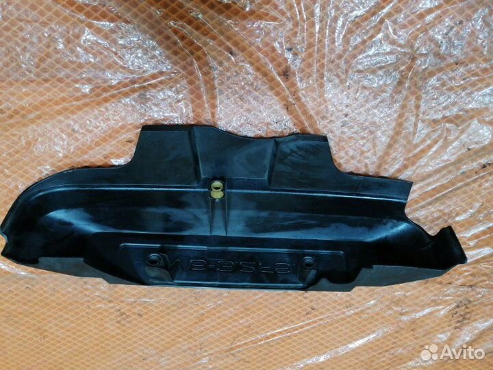 Декоративная крышка двигателя Audi A6 C6 4F AUK