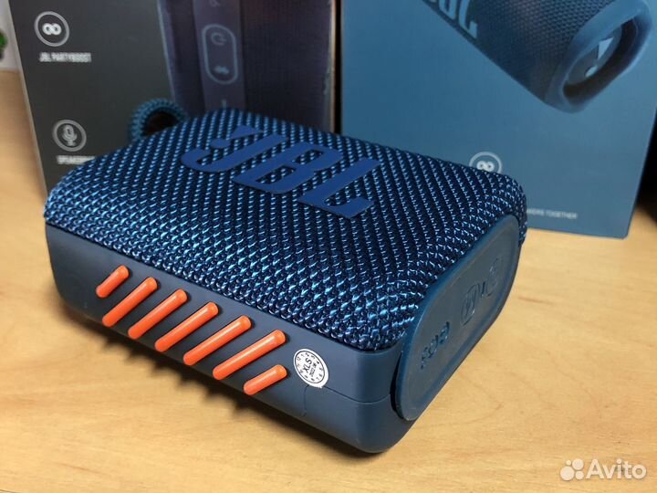 Колонка JBL портативная новая