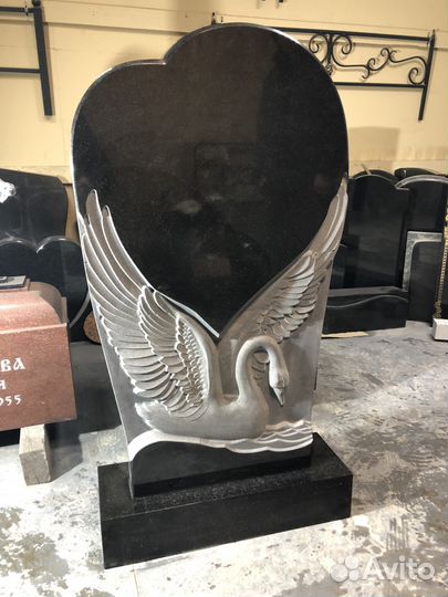 Изготовление памятников из натурального камня