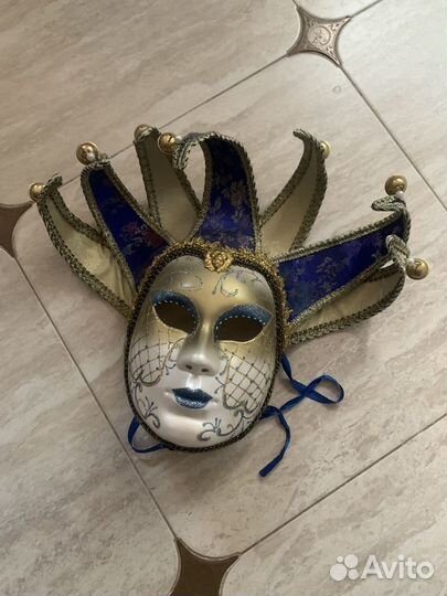Маска венецианская карнавальная