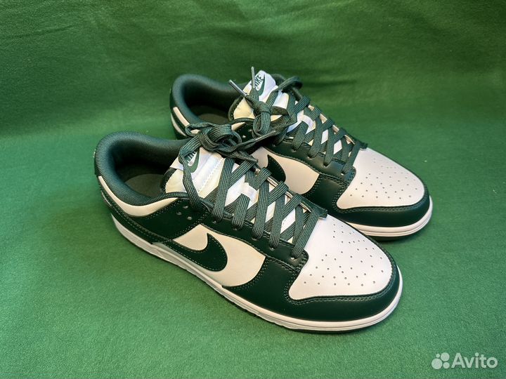 Кроссовки Dunk Low 