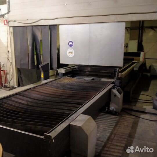 Лазерный листовой станок Юнимаш 1,5 квт