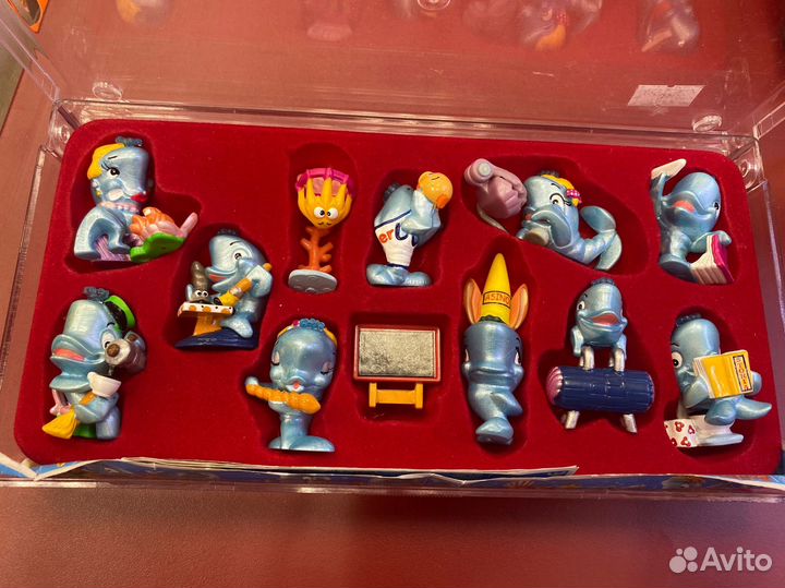 Коллекция из киндер сюрприза (италия )