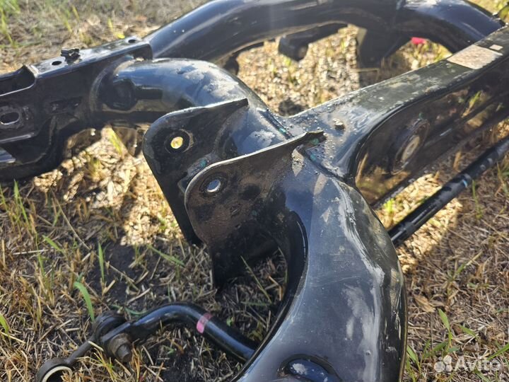 Подрамники Передний и Задний Х5 Е53