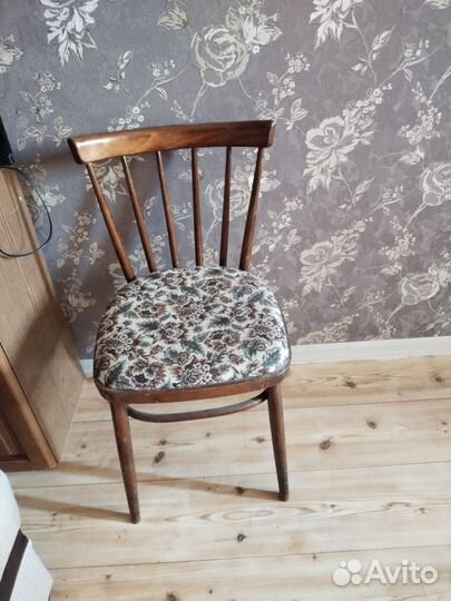 Кухонные стулья бу 4 шт