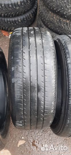 Yokohama BluEarth E70 215/55 R17