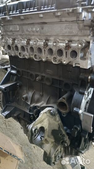 Двигатель Peugeot 2.2