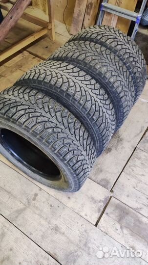 Nokian Tyres Nordman 4 215/65 R16 102T