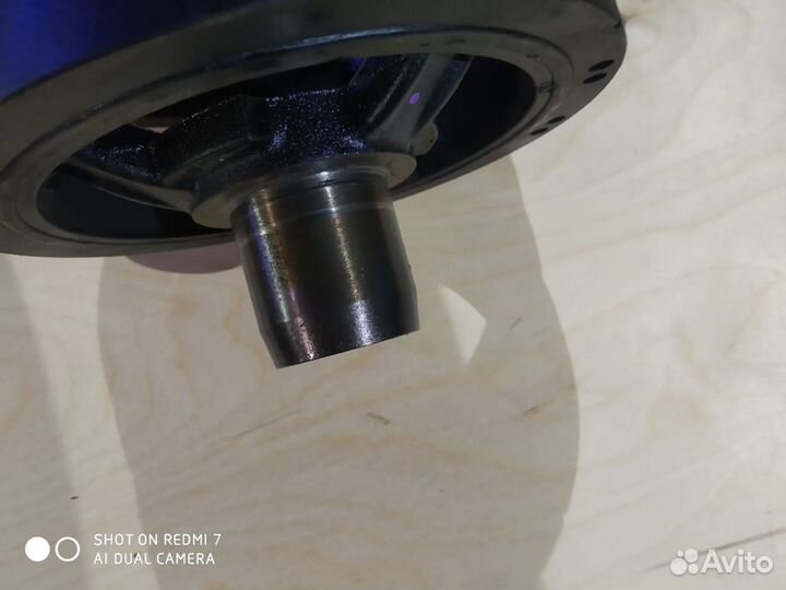 Шкив коленвала на Jeep WJ 4.7 л