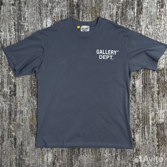 Футболка Gallery Dept