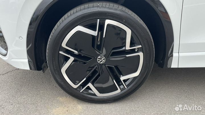 Volkswagen Tiguan L 2.0 AMT, 2024, 74 км
