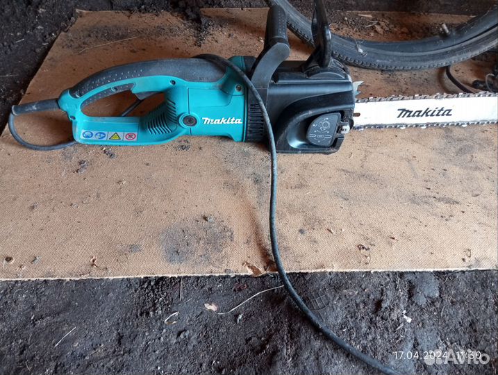 Бензопила MakitaUC 4530
