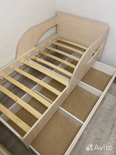 Кровать подростковая с матрасом