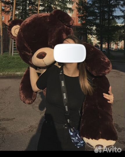 Мягкий большой медведь