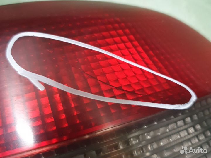 Volvo s 40 жадный правый фонарь