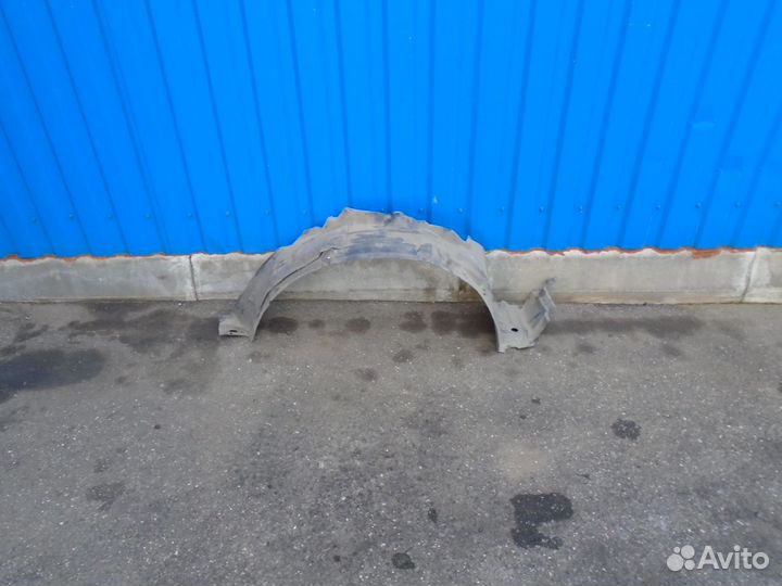 Nissan 63840-5M400 Подкрылок перед правый