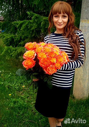 Букет из кустовых роз