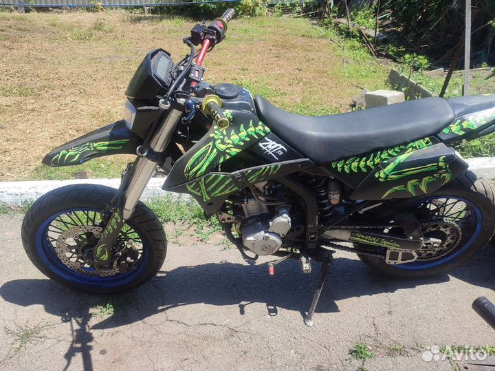Kawasaki klx D-tracker 250