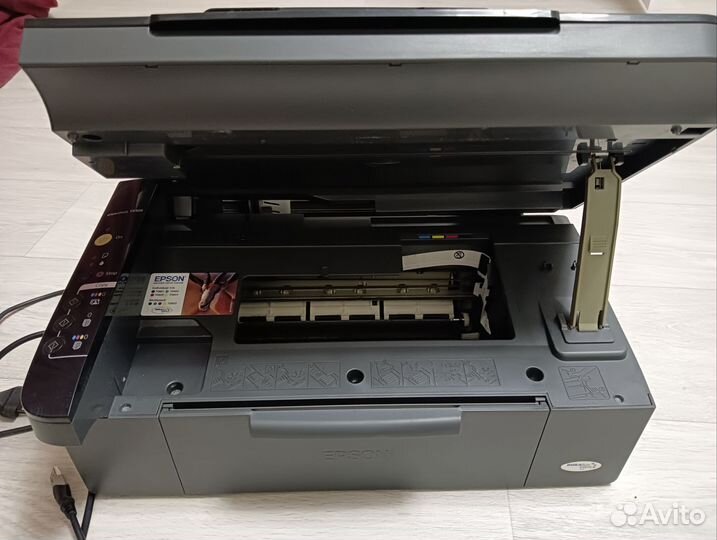 Принтер сканер копир Epson Stylus TX109