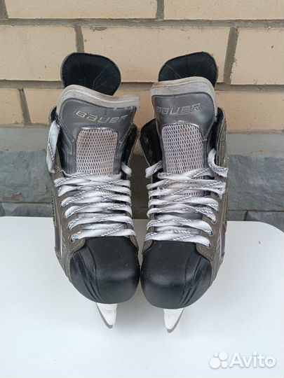 Хоккейные коньки bauer X6.0 размер 8Sr(Pro)