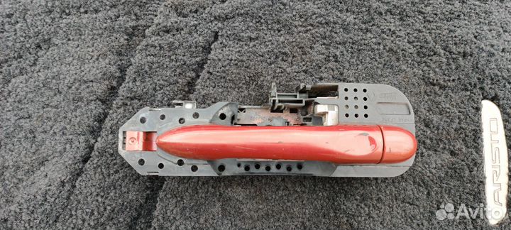 Задняя правая ручка Рено Флюенс