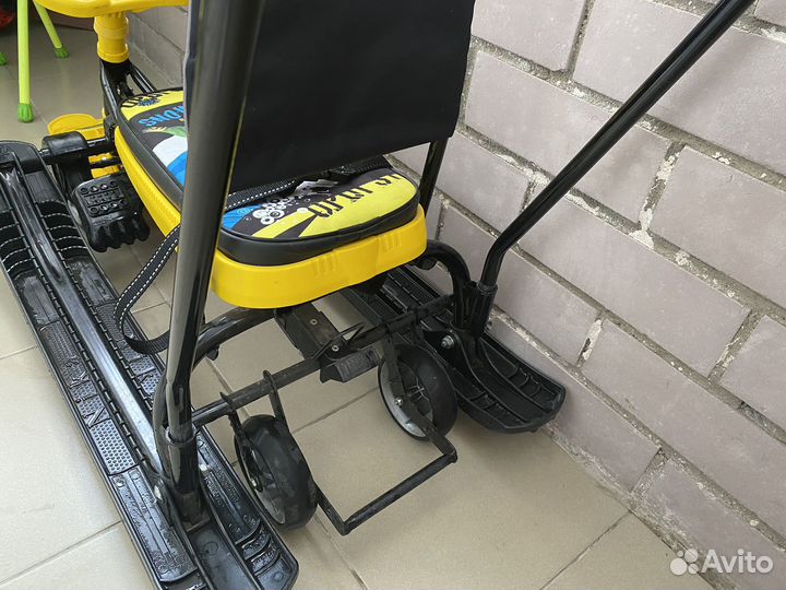 Снегокат с колесами