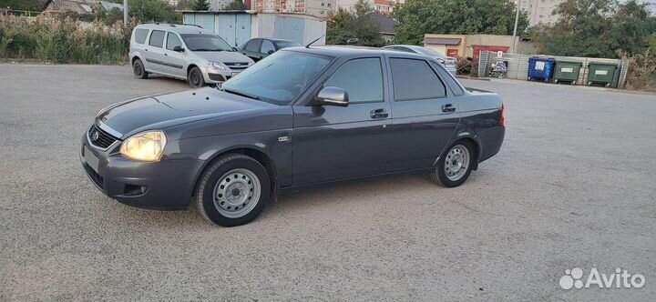 LADA Priora 1.6 МТ, 2014, 200 000 км