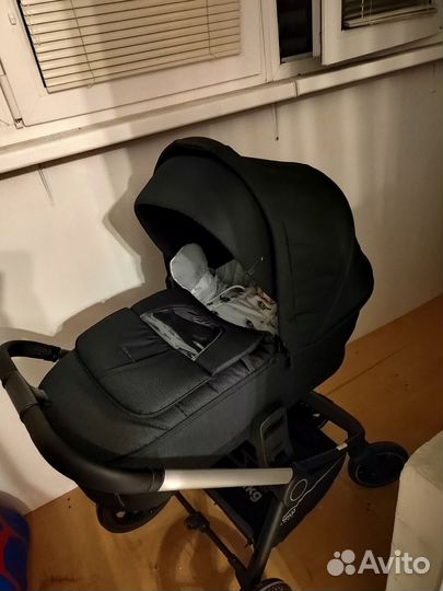 Коляска детская универсальная 2 в 1 MowBaby Zoom